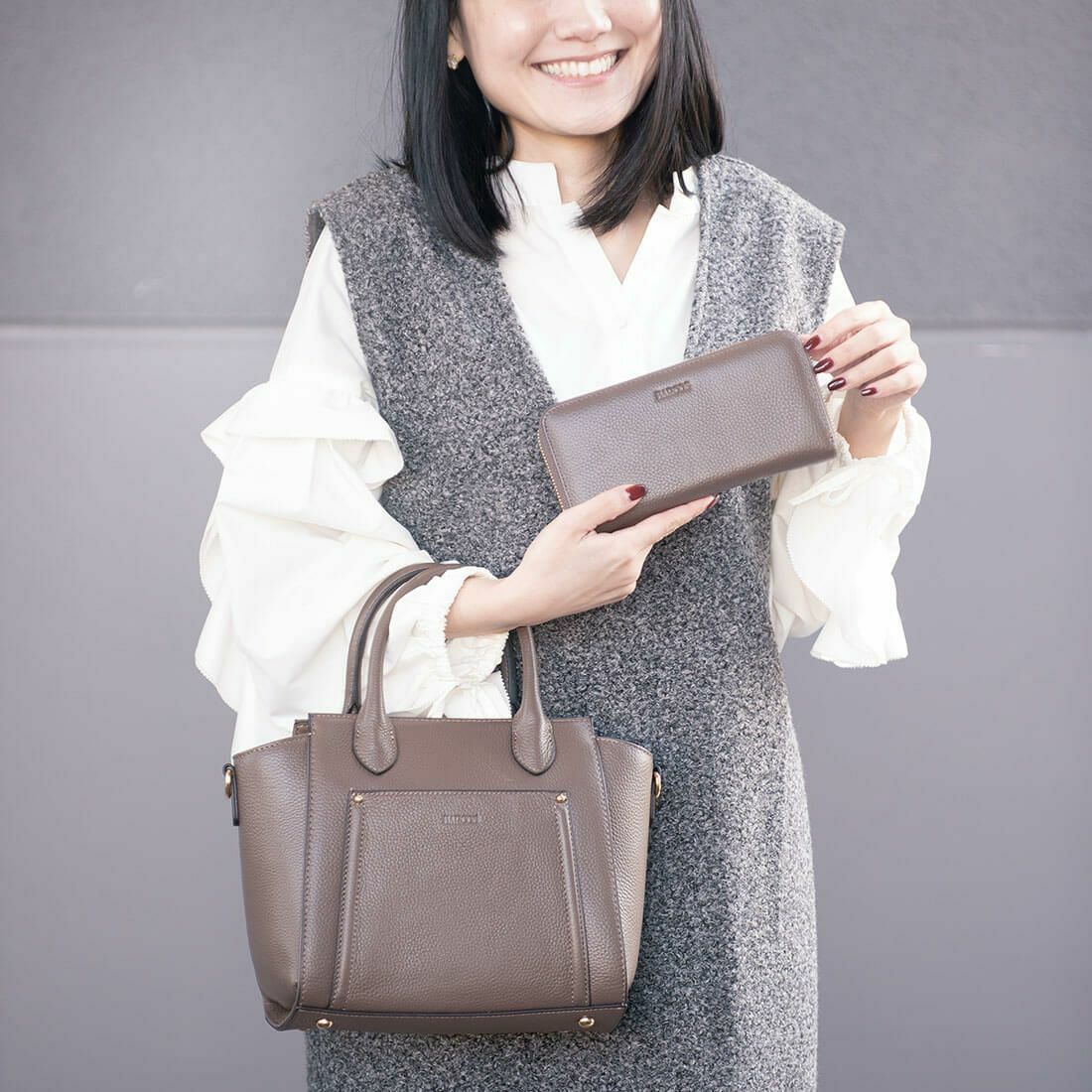 【セット商品】リベットデザインシュリンクレザー2wayハンドバッグ＆長財布セット