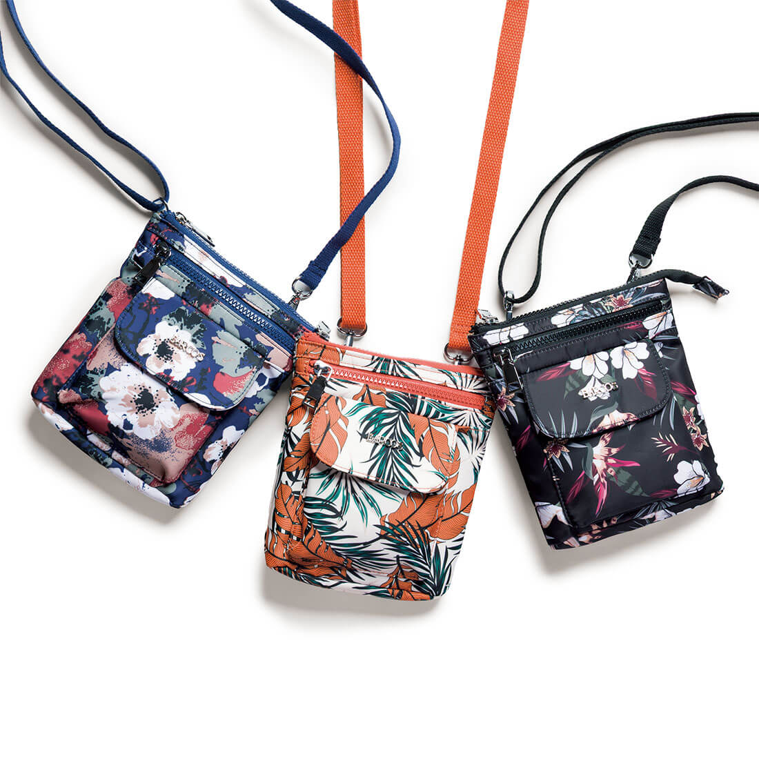 ボタニカル柄軽量ポシェット