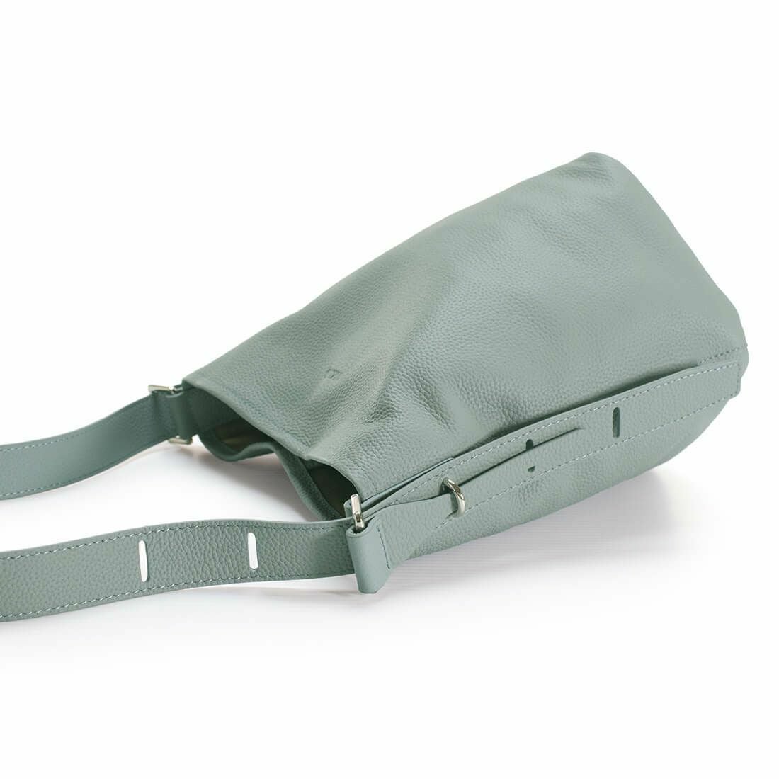 【アウトレット】ユニークバケツ型シュリンクレザーショルダーバッグ