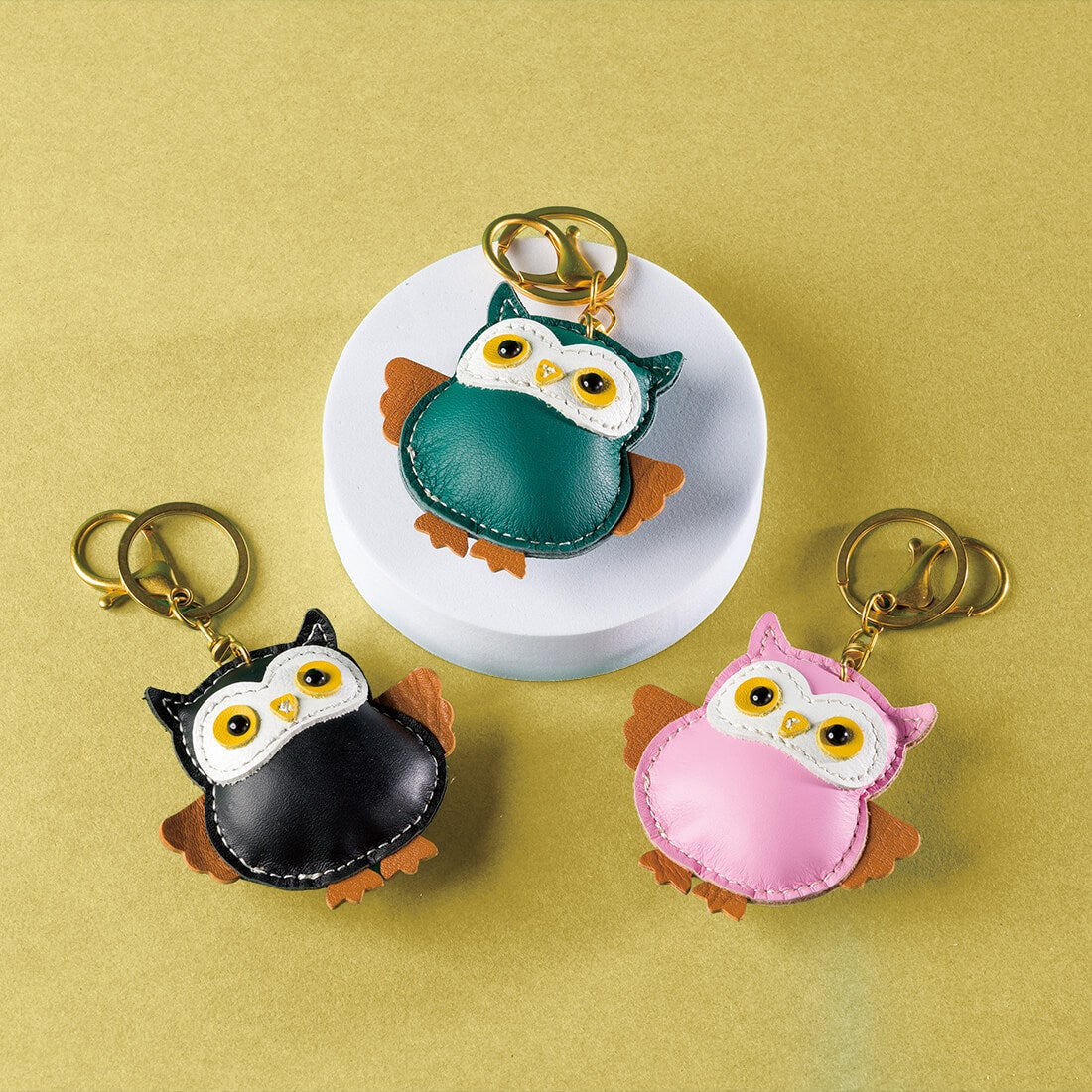 フクロウモチーフレザーキーホルダー | バルコス公式オンラインショップ
